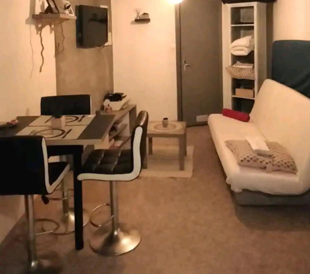 Apartmán Charmant Studio Tarascon-sur-Ariège Exteriér fotografie